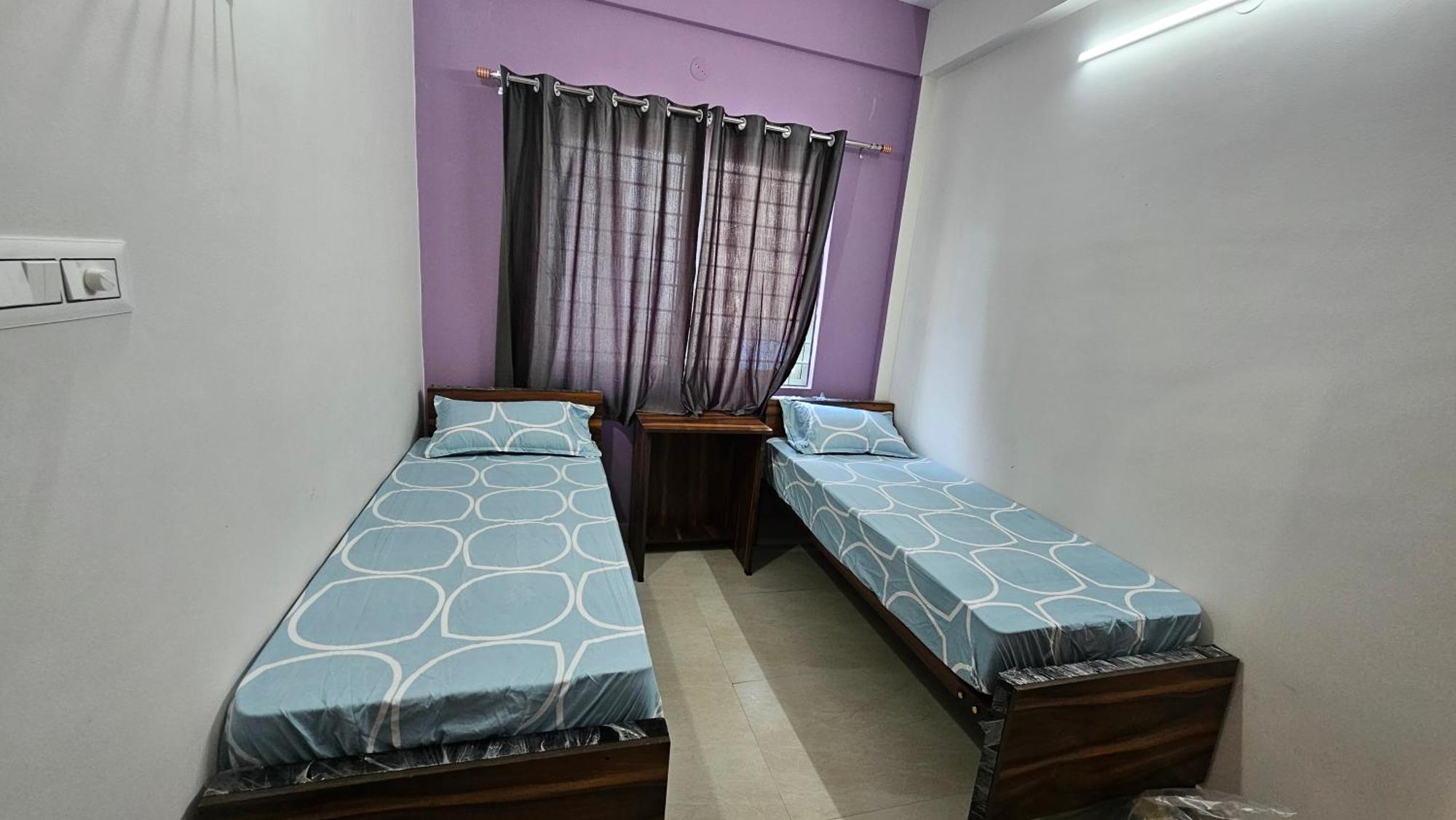 V2 Rooms Bangalore Buitenkant foto