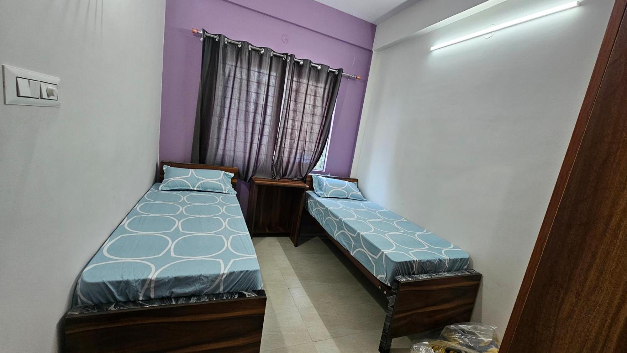 V2 Rooms Bangalore Kamer foto