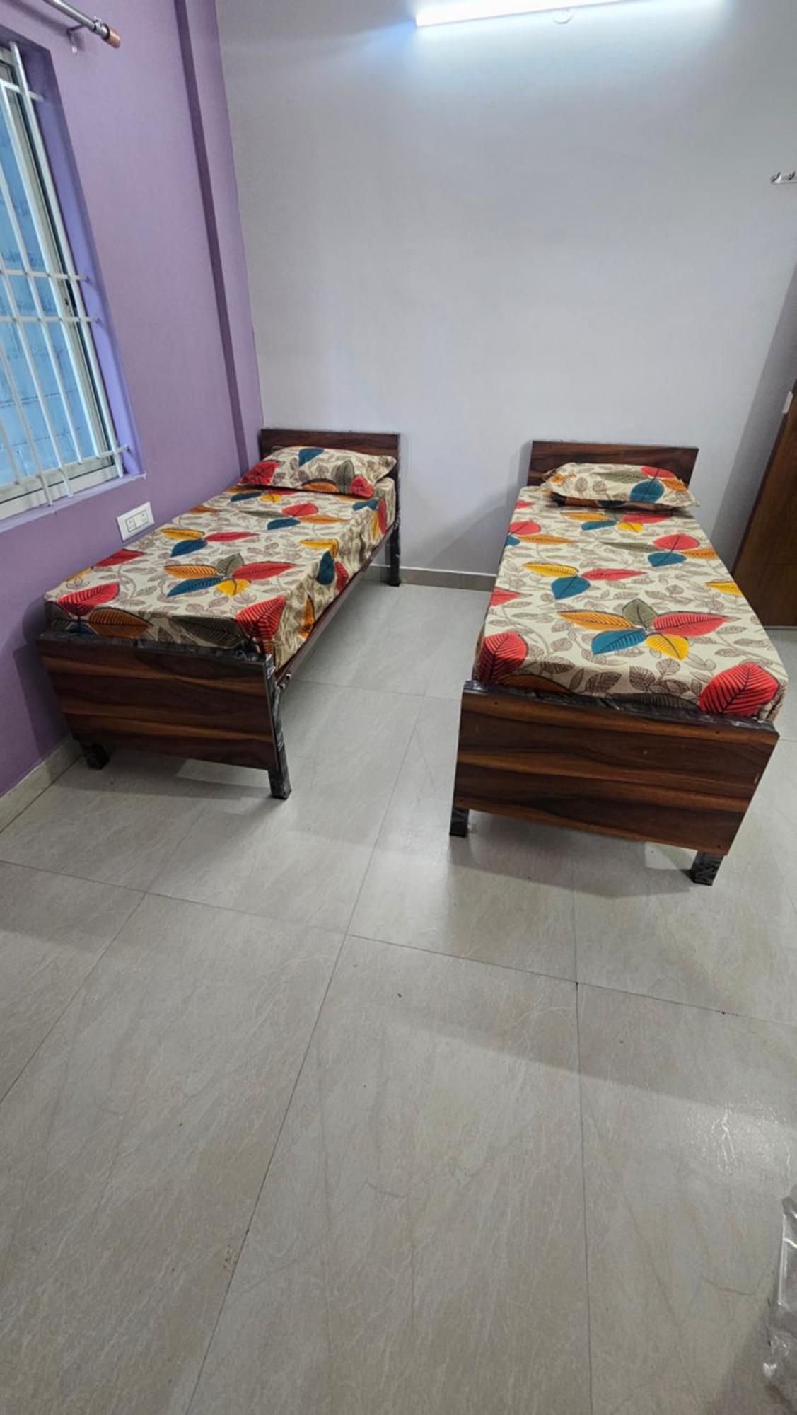 V2 Rooms Bangalore Buitenkant foto